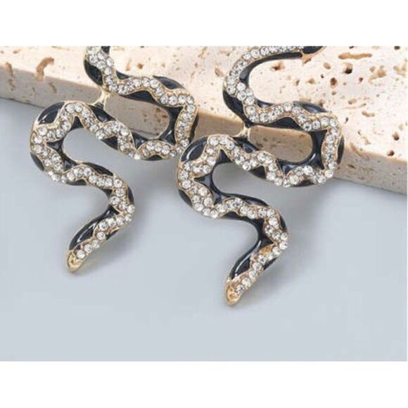 🐍 Betsey Johnson sparkling snake earrings 🐍 - Picture 2 of 3